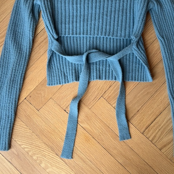 Baby blue sweater - Picture 4 of 4